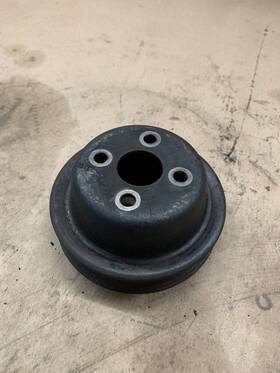 Bobcat 7030404 Water Pump Pulley For Doosan D34-bobcat S530