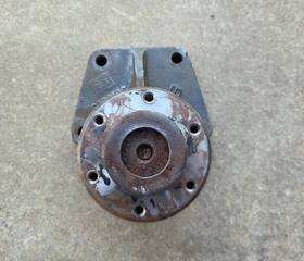 Cummins 3917679 91.5-93 Dodge 5.9 L Fan Pulley Hub Bearing Assembly Intercooler 1st Gen