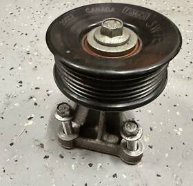 Ford Br3z-8a653-a Power Steering Delete Pulley And Bracket 2011-2014 Mustang Shelby Gt500