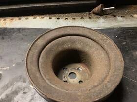 Ford D20e-8509-aa 5.0 Water Pump Pulley