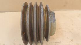 Ford D9te-8a528-da Original Cast Iron 4 Groove Fan Pulley Heavy Duty F350 F450