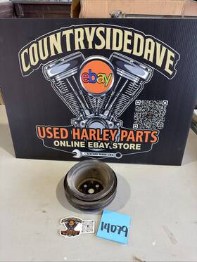 General Motors 14067704 Diesel 6.2 Waterpump Pulley K5 Blazer Cucv M1009