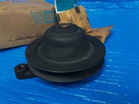 Gm 3765395 Nos 1966 Chevelle Ss L78 396 375hp Idler Pulley Assembly #3765397 #3765395