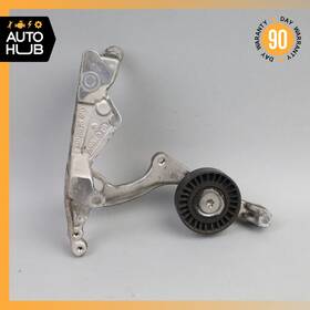 Mercedes-benz 1772420200 19-23 W205 C63 Amg Engine Belt Tensioner Pulley Bracket Oem