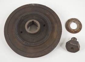 Mg R19524b 1975-1980 Mgb Crankshaft Pulley Damper With Crank Bolt And Retainer