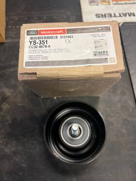 Motorcraft Cc3z-8678-a Oem Ford Tension Pulley Ys-351 Cc3z-8676-a