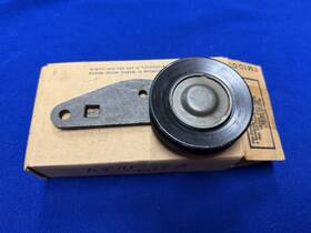 Motorcraft Ys-104 Ford Genuine Nos Idler Pulley D8bz-8678-a