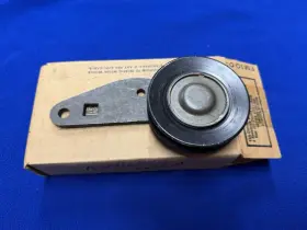 D8bz-8678-a Motorcraft Ys-104 Ford Genuine Nos Idler Pulley