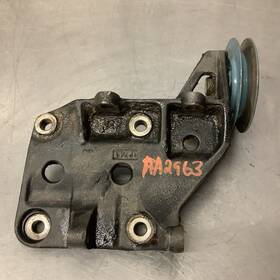 Nissan 310.da1587 1986-1989 Truck Hardbody D21 Z24i Bracket Tensioner Pulley