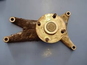 Toyota 163800s020 2010-2018 Tundra 4.6l Fan Pulley Bracket