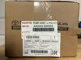 44320-04052 Toyota Pump Assembly L/pulley Tacoma