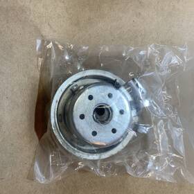 Volkswagen Sku-60172711a Vw06a109479f Linde Tension Roller Genuine Oem Vw